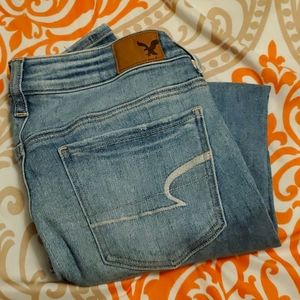American Eagle light wash jeggings